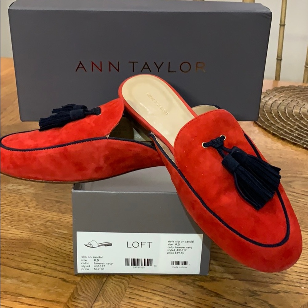 ANN TAYLOR loafer slides